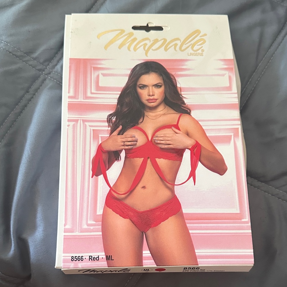 Mapalé Red Lace Bra Set